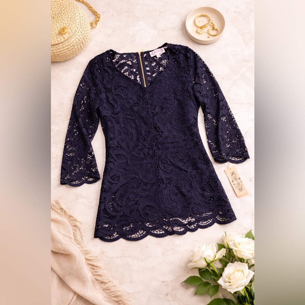 NWT Nannette Navy Lace Blouse Zip Front 3/4 Sleeve Scalloped Hem Size S